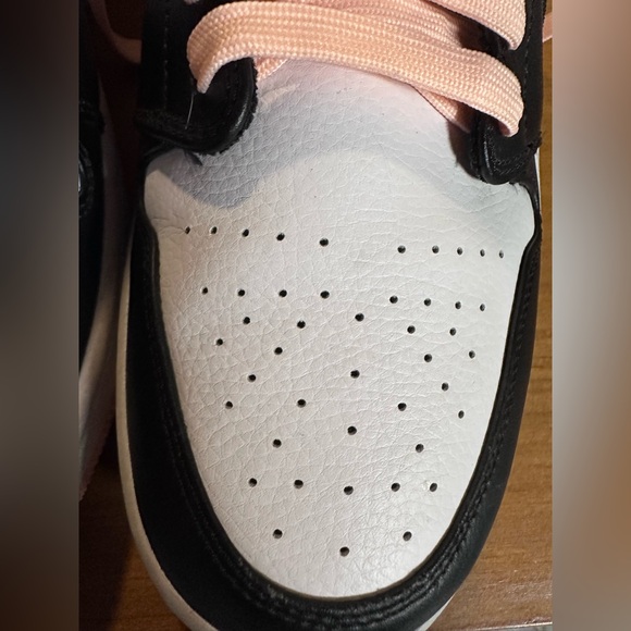 Nike Air Jordan 1 Mid Crimson Tint Arctic Orange Pink/Black Toe Mens 13 Like New - Picture 9 of 12